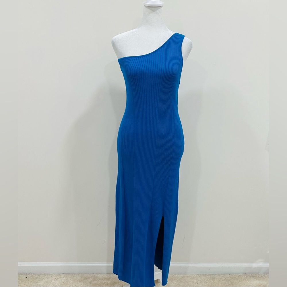 Hunter & Brown Asymmetrical  Knitted‎ Dress Blue Size M
